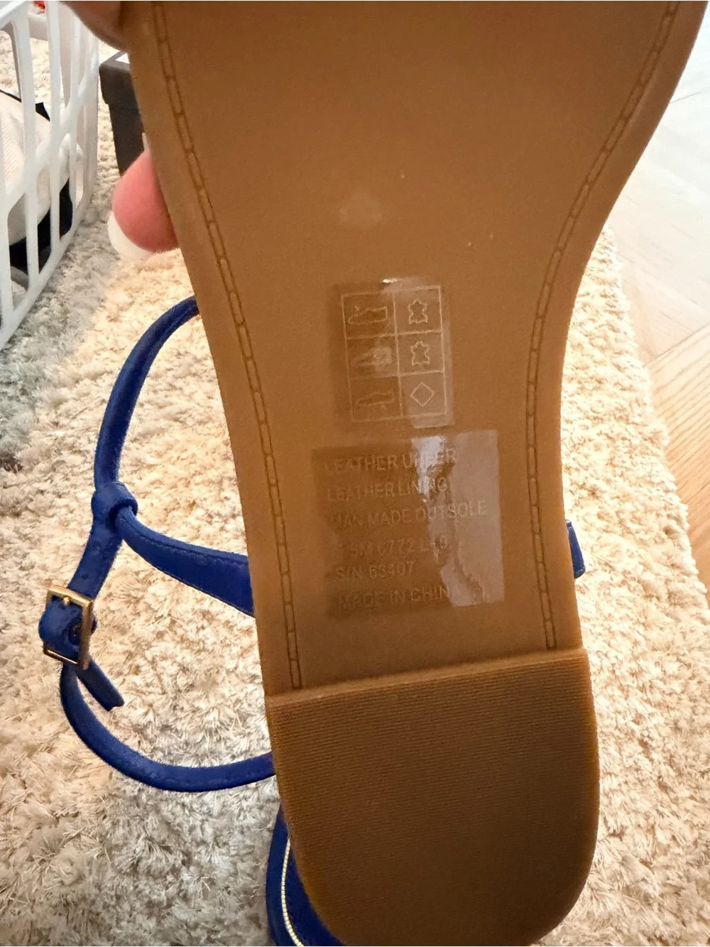 Tory Burch Royal Blue Leather T-Strap Sandals with Gold Logo
